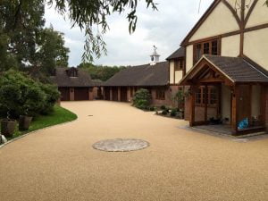 resin bound driveways min 1
